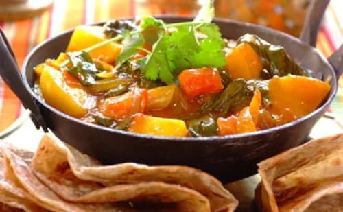 Żółta pasta curry do czego? Przepisy, które zaskoczą Twoje dania Żółta pasta curry do czego? Przepisy, które zaskoczą Twoje dania