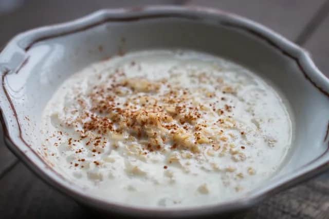 Czy płatki z mlekiem to zupa? Zaskakujące fakty o klasyfikacji żywności