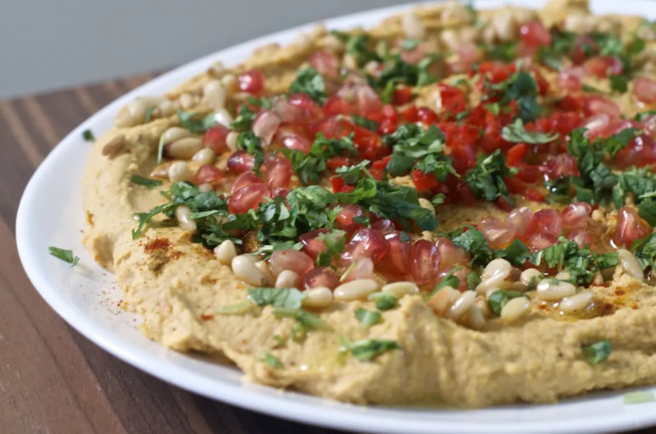 Jak podgrzać chlebek naan, aby zachować jego smak i świeżość